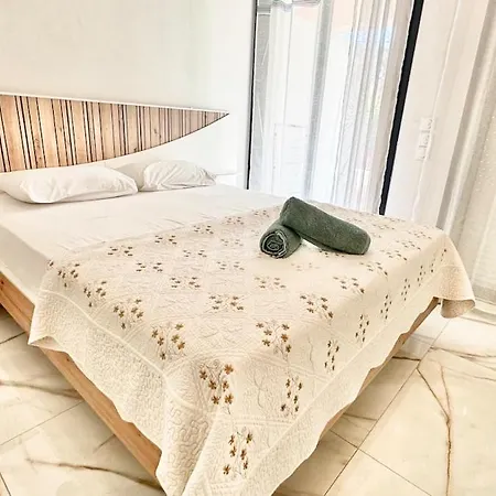 Modern With Jacuzzi Garden Saint-raphael Saint-Raphael (Var)