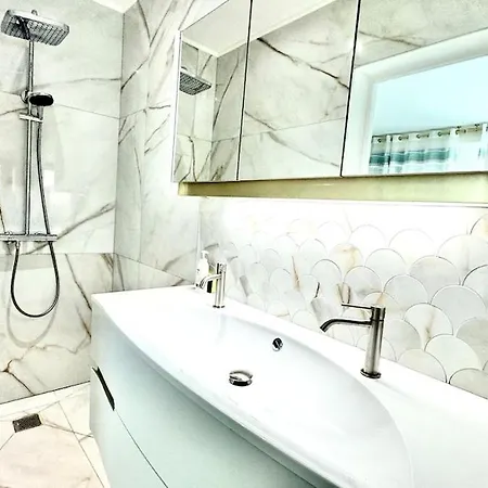 Modern With Jacuzzi Garden Saint-raphael